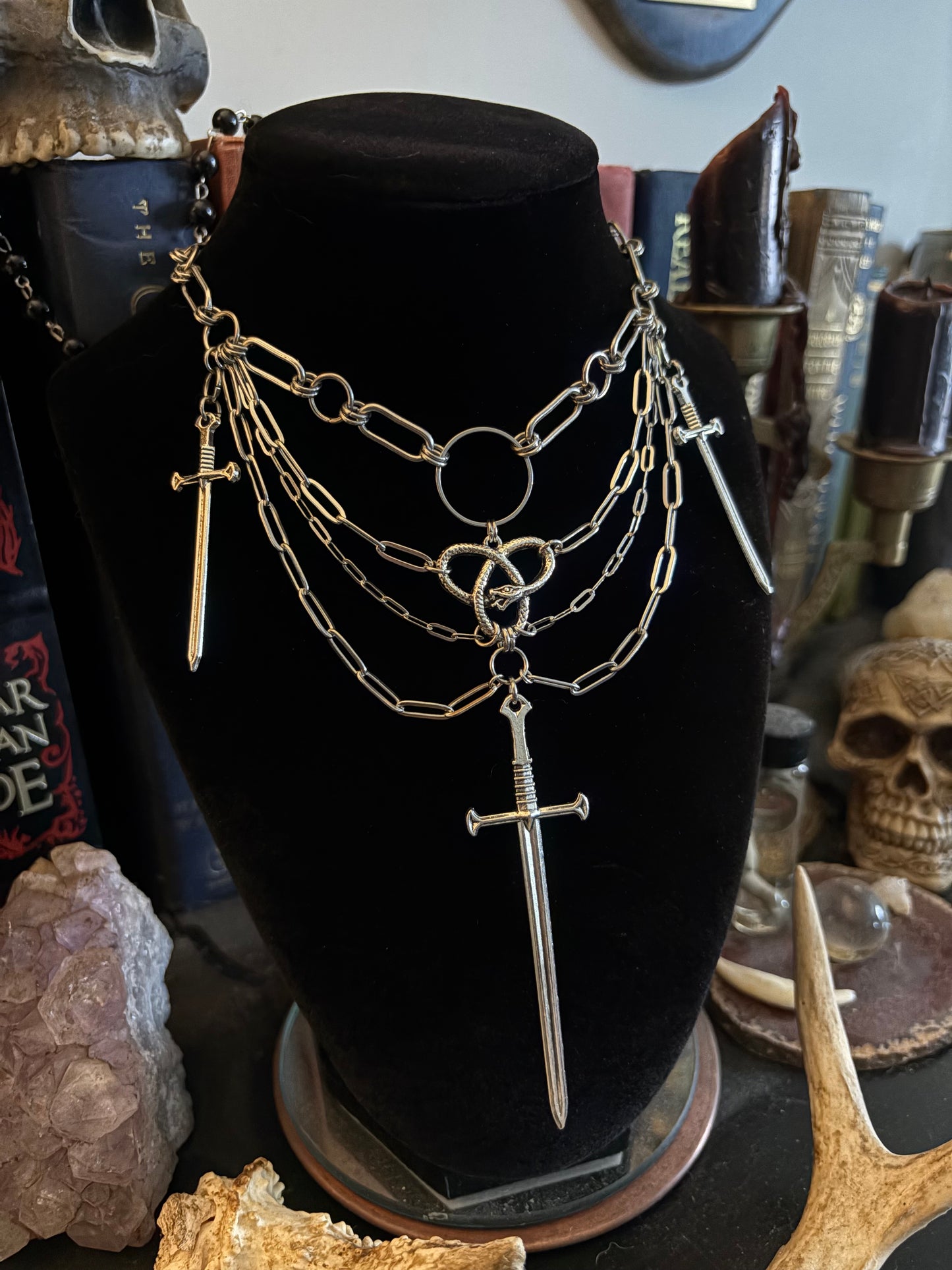 Lilith Choker