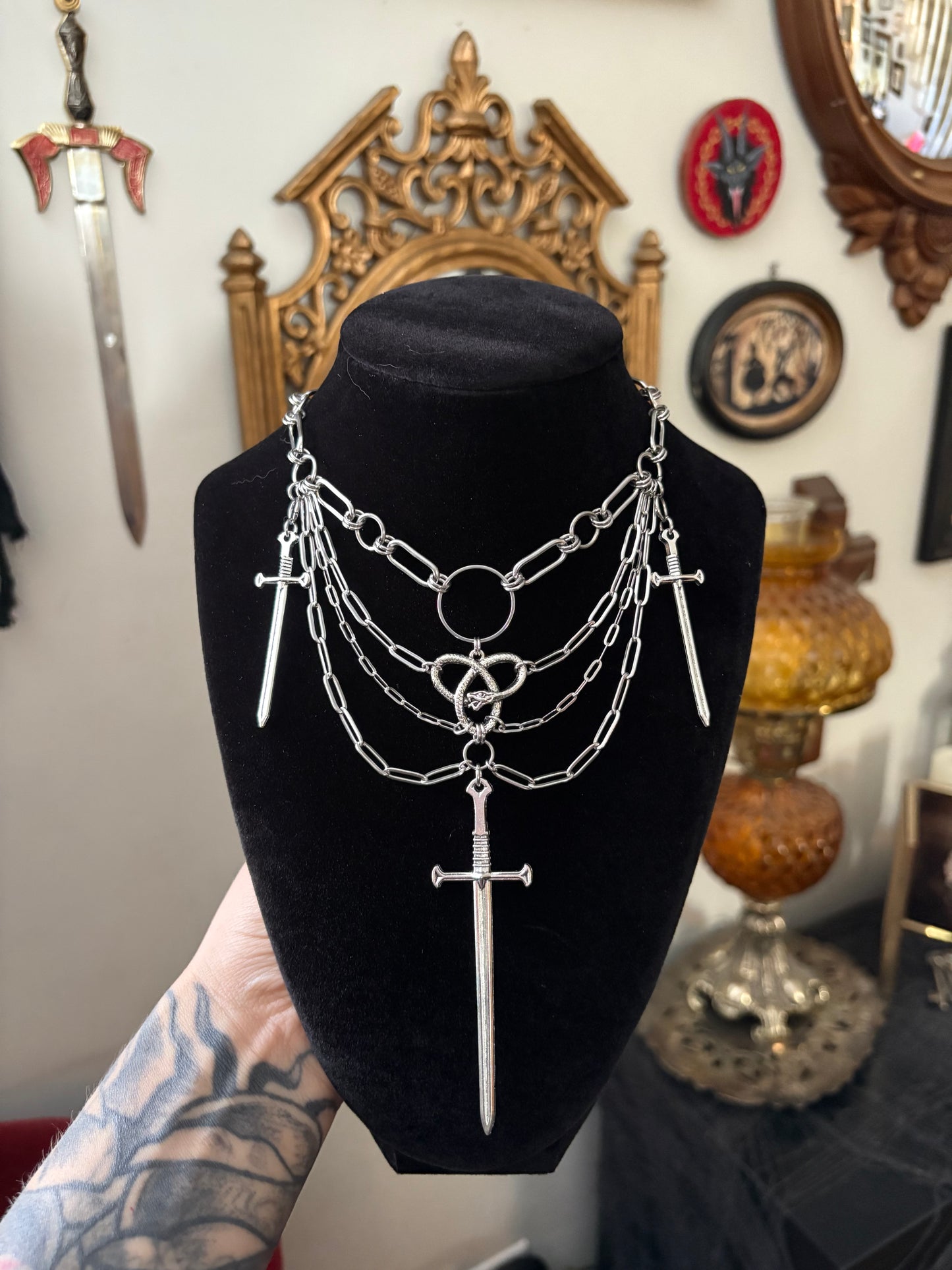 Lilith Choker